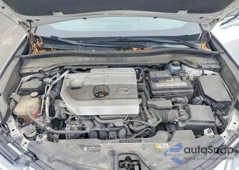 2019 Lexus Ux 200 z USA, uszkodzony, nr VIN JTHY3JBH9K2002368